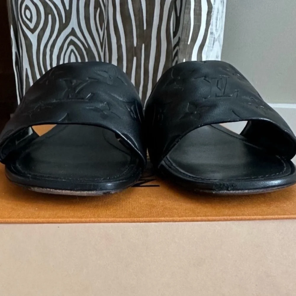 🌸💯Authentic Louis Vuitton Revival Mule Sandal - Picture 5 of 14